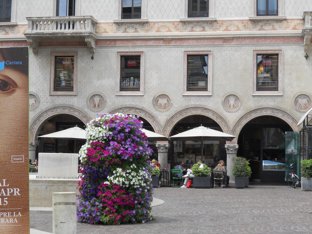 Al Centro Storico Appartement Bergamo Buitenkant foto